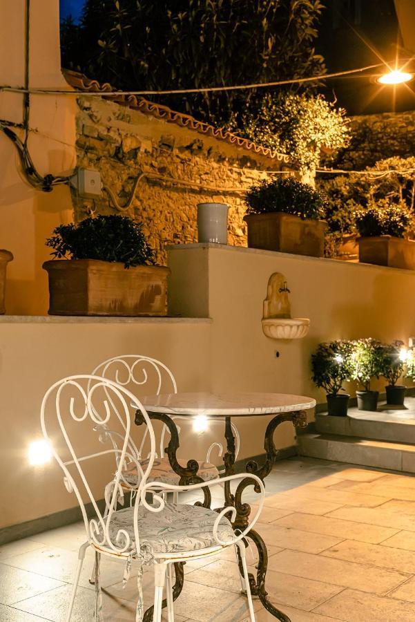 Bed and Breakfast De Gulia Charme And Relax à Castellabate Extérieur photo